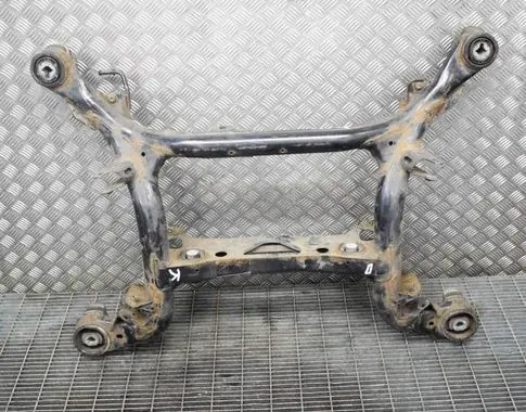 Audi Q7 4M Rear subframe 
