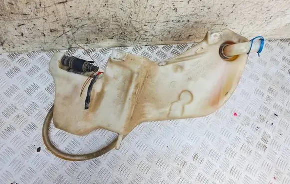 Audi Cabriolet B3 8G Windshield washer fluid reservoir/tank 8A0955453C 8A0955453