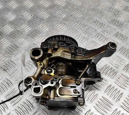 Skoda Superb B8 (3V) Oil pump 04L145112
