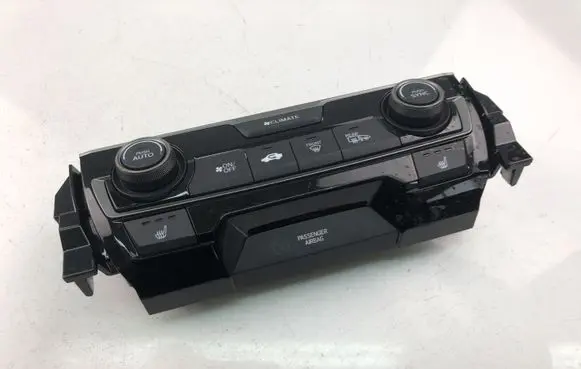 Honda Civic X Climate control unit 79600TGLG610M1