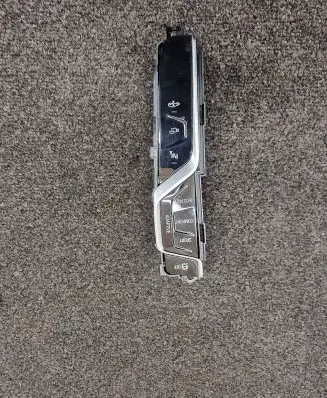 BMW 7 G11 G12 Parking (PDC) sensor switch 6993902