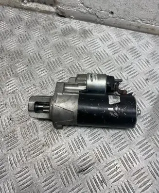 Mercedes-Benz E C207 W207 Starter motor A0061516201