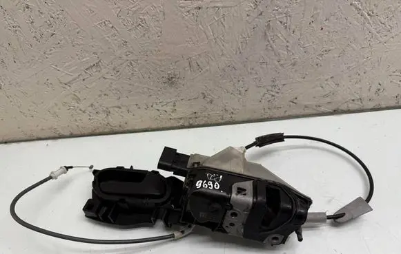 Peugeot Expert Front door lock PSA084140 96555514XT