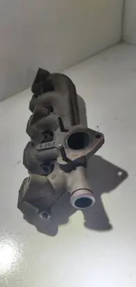 Volvo V70 Exhaust manifold 30637797