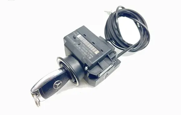 Mercedes-Benz CLC CL203 Ignition lock A2095453908
