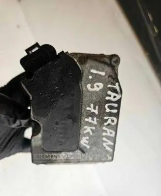Volkswagen Touran I Throttle valve 96551498