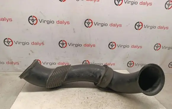 Nissan Pulsar Air intake duct part 7L5129609 7L5129752