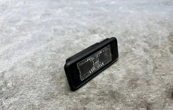 Citroen Berlingo Rear glass lock/latch C831 9682403680