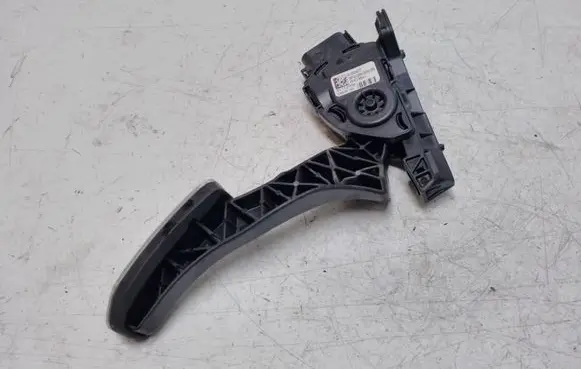 Volvo XC60 Accelerator throttle pedal 31255477 6PV00922030