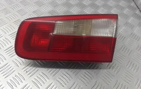 Renault Laguna II Rear/tail lights 8200002476