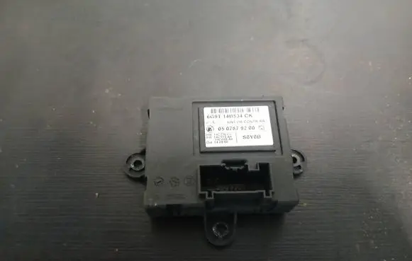 Volvo S80 Door control unit/module 0507879200