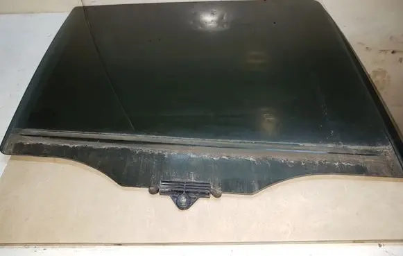 Hyundai Santa Fe Rear door window glass