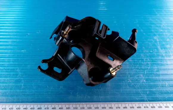 Ford Mondeo MK IV Fuel filter bracket/mount holder 1036926S01