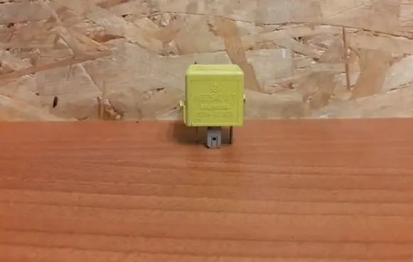 Mercedes-Benz S W220 Other relay V23134A52X335 2053