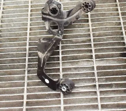BMW M3 F80 ABS pump bracket 2284888