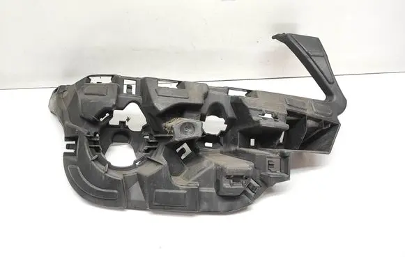 BMW X3 E83 Fog light bracket 7212956