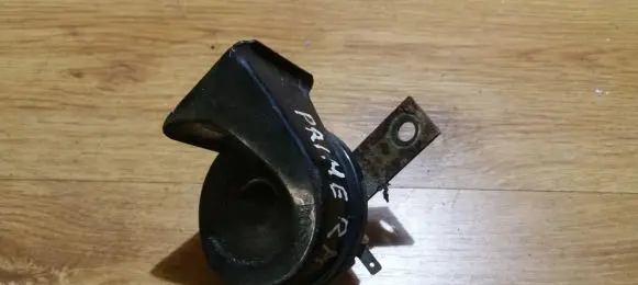 Nissan Primera Horn signal 011157