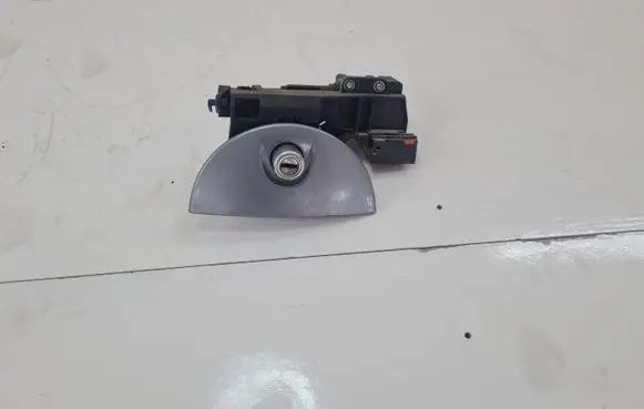 Opel Meriva A Tailgate exterior lock 