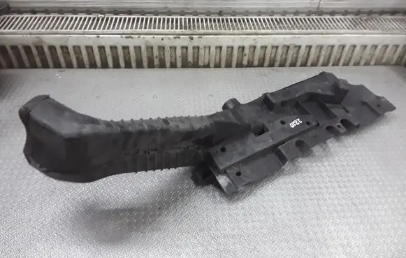 Nissan Murano Z50 Air intake duct part