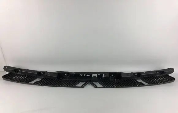 Volkswagen Tiguan Rear bumper mounting bracket 5NA807863