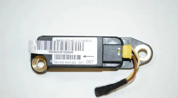 Mercedes-Benz C W203 Airbag deployment crash/impact sensor 0018204426