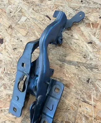 Mercedes-Benz CLA C117 X117 W117 Engine bonnet/hood hinges A1178800128