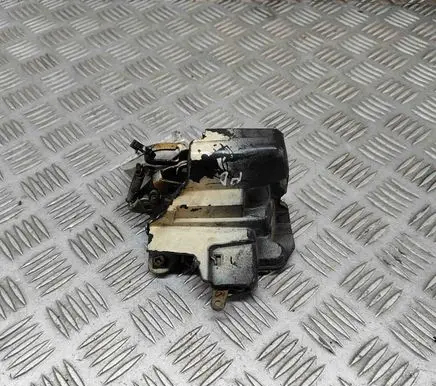 Mercedes-Benz S W126 Front door lock A1267200435