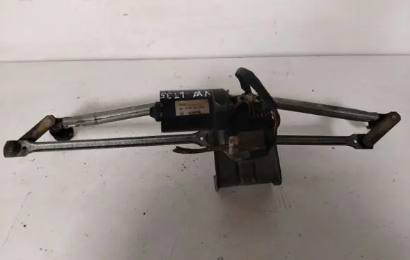 Volkswagen II LT Front wiper linkage and motor 3397020383