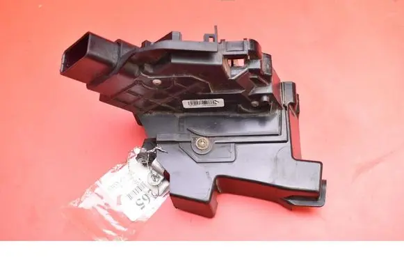 Ford Focus C-MAX Front door lock 3M5A-R21813ER