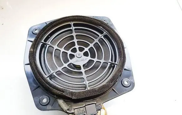 Audi A3 S3 8P Front door speaker 8H0035411A