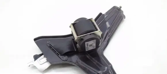 Honda CR-V Front seatbelt 643176900C