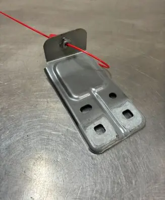 Dacia Duster III Fender mounting bracket 631476957R