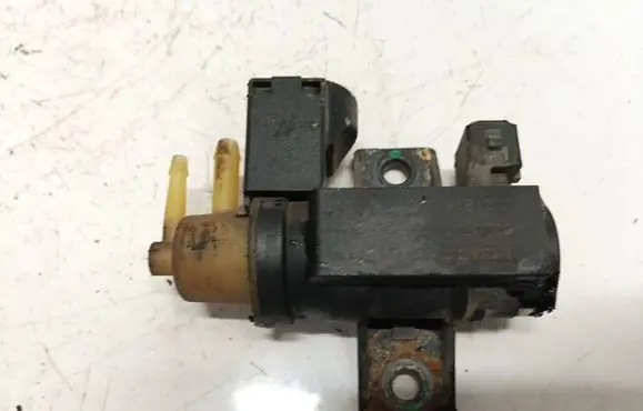 Renault Scenic III - Grand scenic III Turbo solenoid valve 8200790180 70181405