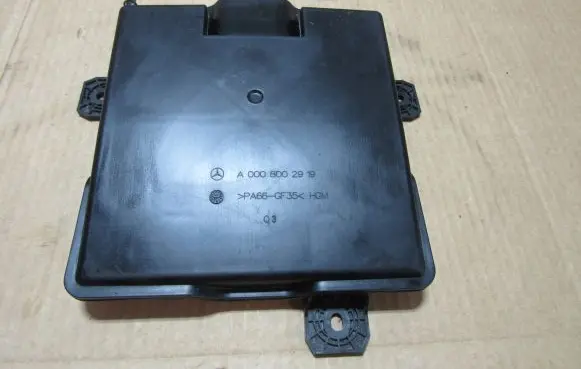 Mercedes-Benz SL R231 Other control units/modules A0008002919