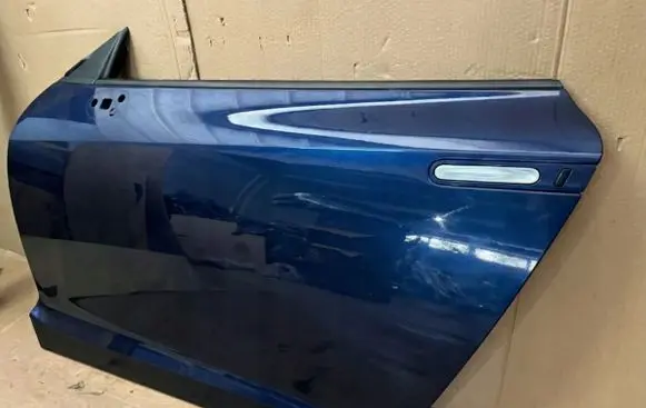Nissan GT-R Front door GTR