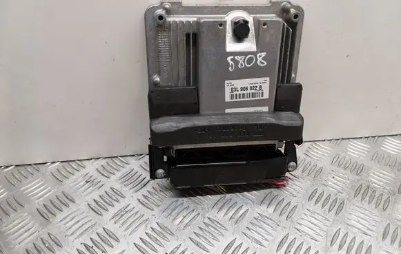 Audi A4 S4 B8 8K Engine control unit/module 03L906022B 0281014235