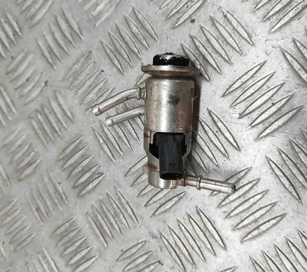 Mercedes-Benz GLE W167 AdBlue injector A2C95505300 A0004904100