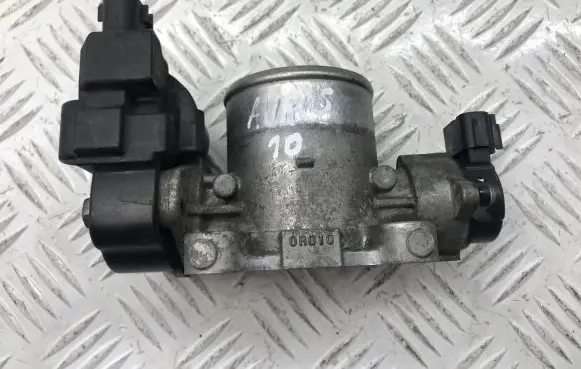 Toyota Auris 150 Throttle valve 261000R010 1923002010