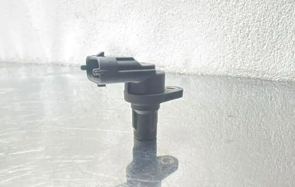 Opel Meriva A Camshaft position sensor 0232103067