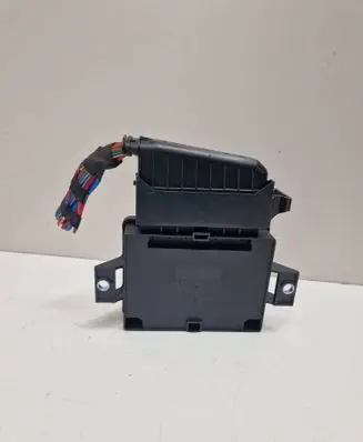 BMW 5 F10 F11 Hand brake control module 6858017 23122010 32620276A
