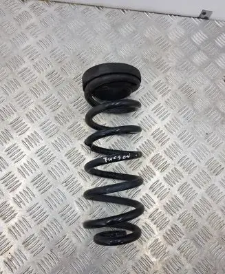 Hyundai Tucson TL Rear coil spring 55350D7CA0