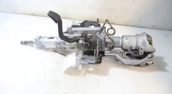 Infiniti Q50 Steering wheel axle set 