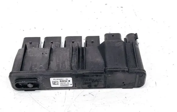 BMW 4 F36 Gran coupe Power management control unit 8638551 P00154201