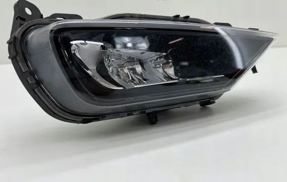 Volvo S90, V90 Front fog light