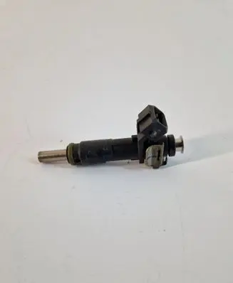 Opel Astra H Fuel injector 55353806