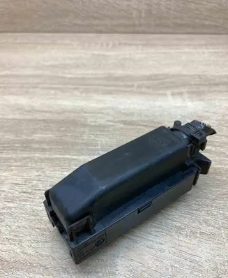Volkswagen PASSAT B5 Plug wire 1J0906380B
