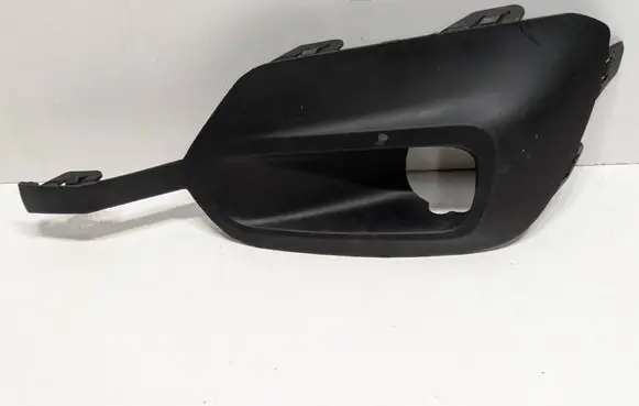 Opel Combo E Front bumper lower grill 9816778580 86943
