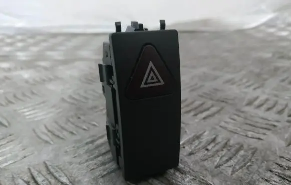 Mercedes-Benz E W212 Hazard light switch A2129052600