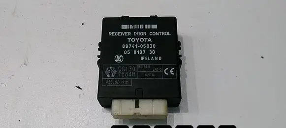 Toyota Avensis T220 Engine control unit/module 8974105030