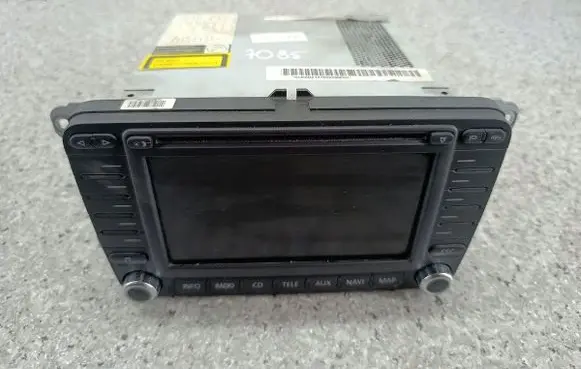 Volkswagen PASSAT B6 Radio/CD/DVD/GPS head unit